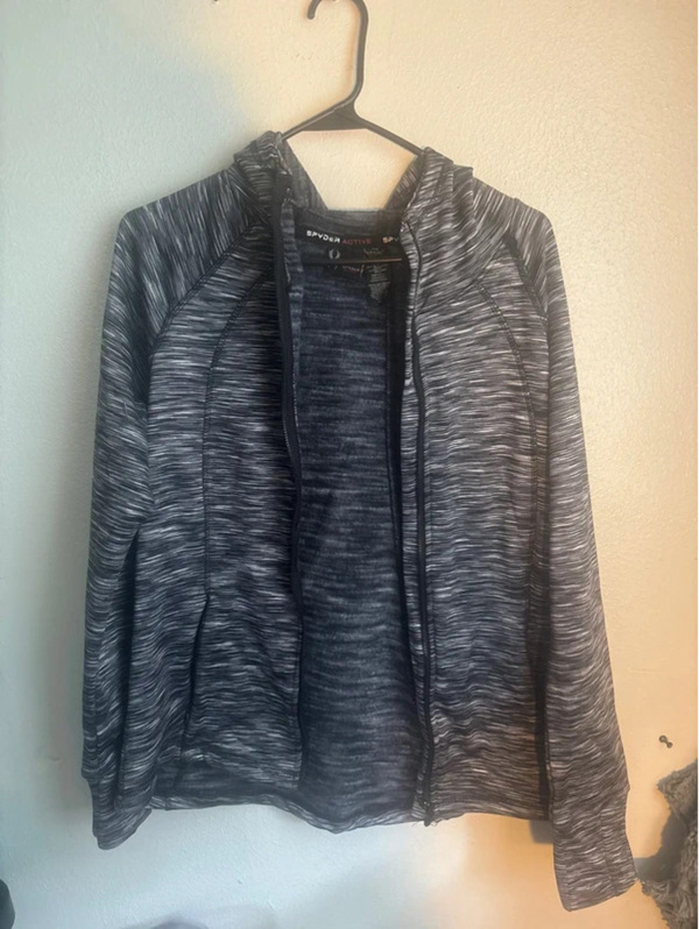 Spyder active hooded zip up jacket size medium